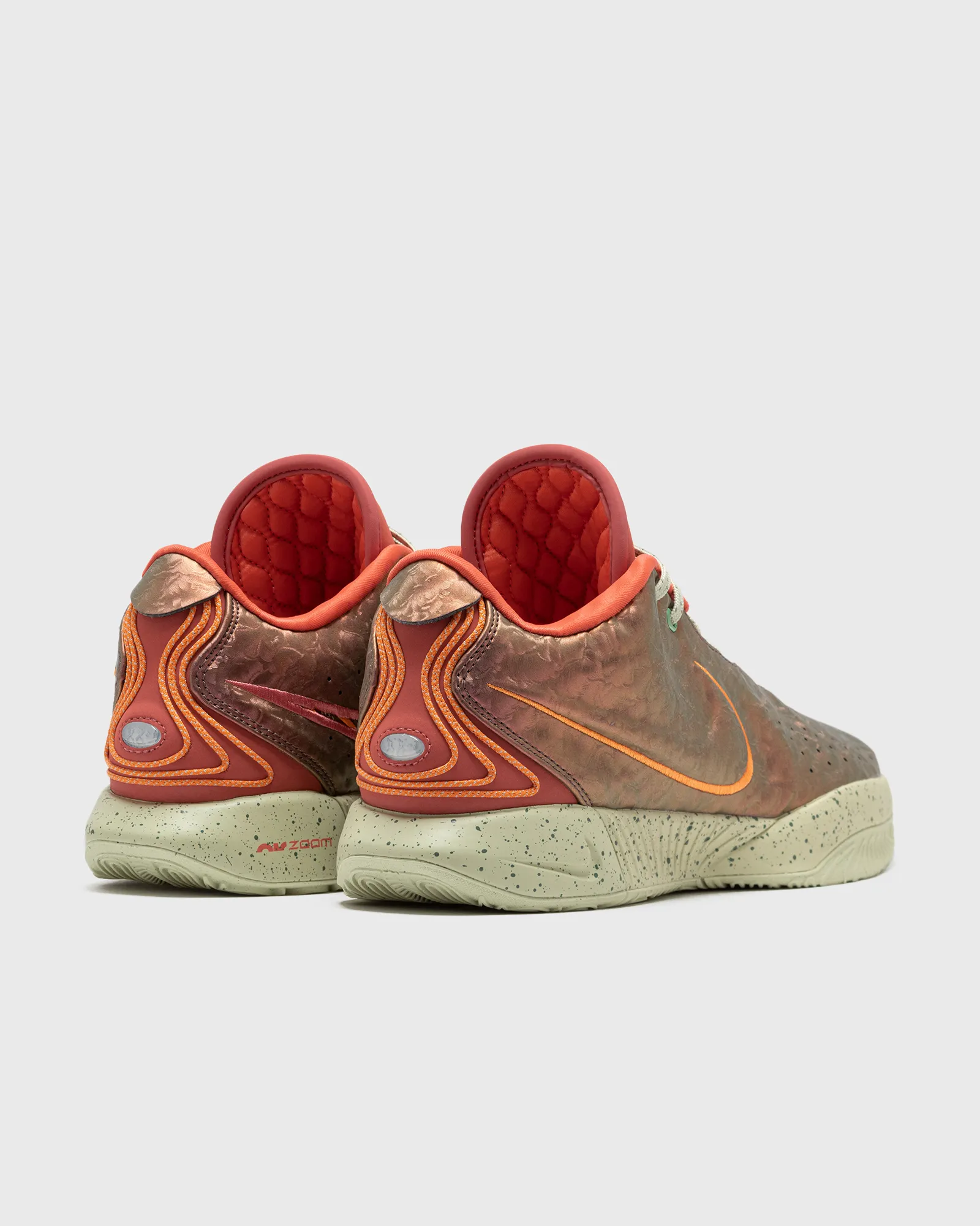 Nike LEBRON XXI