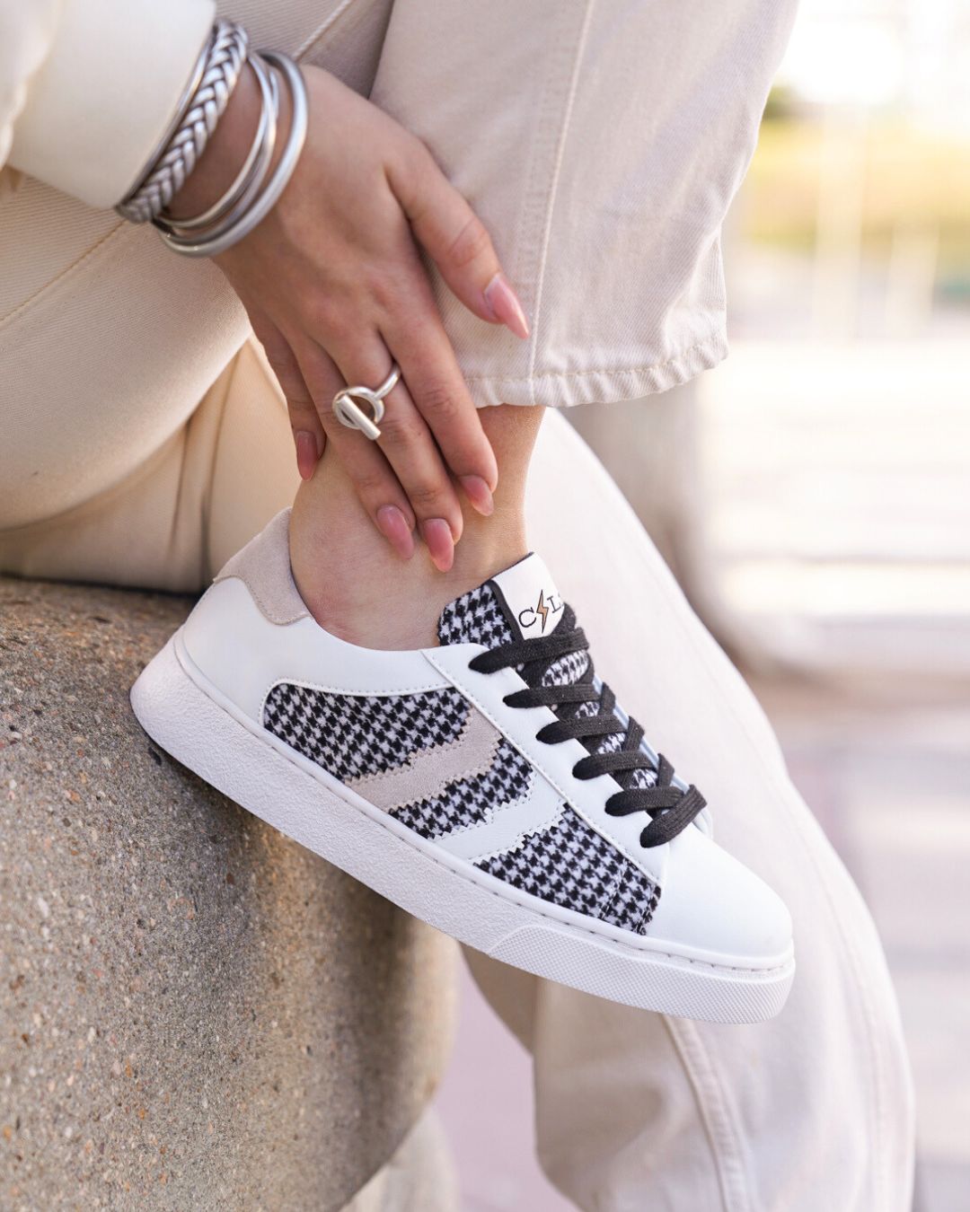 Sneakers blanche Tendance Urbaine en Houndstooth  - CL30 BEIGE