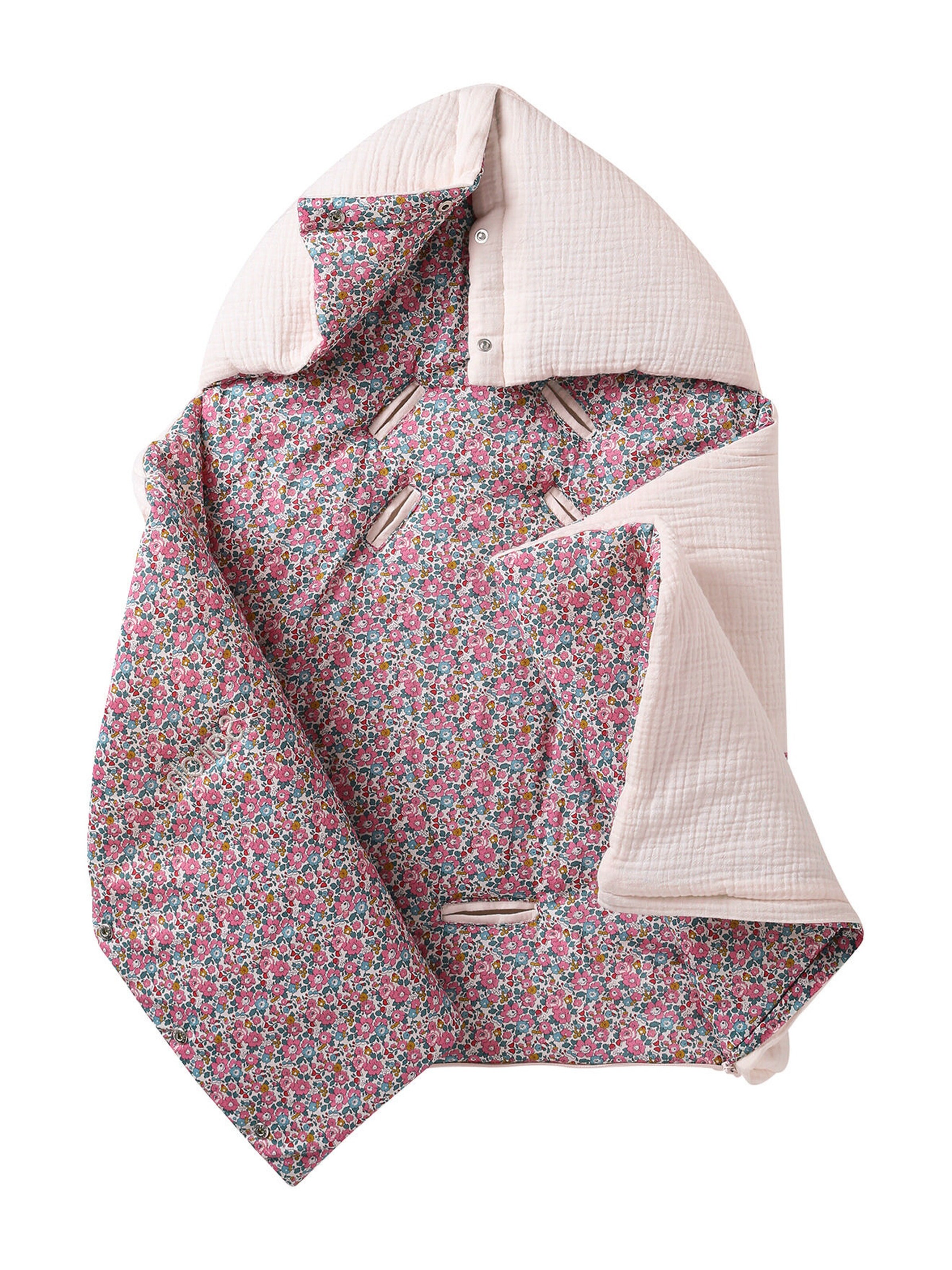 Envie de Fraise Bio-Kollektion: Baby Ausfahrsack aus Musselin mit Recycling-Polyester hellrosa