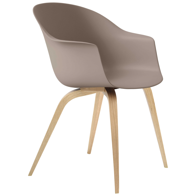 Gubi Bat Dining Wood stoel, oak base,New Beige