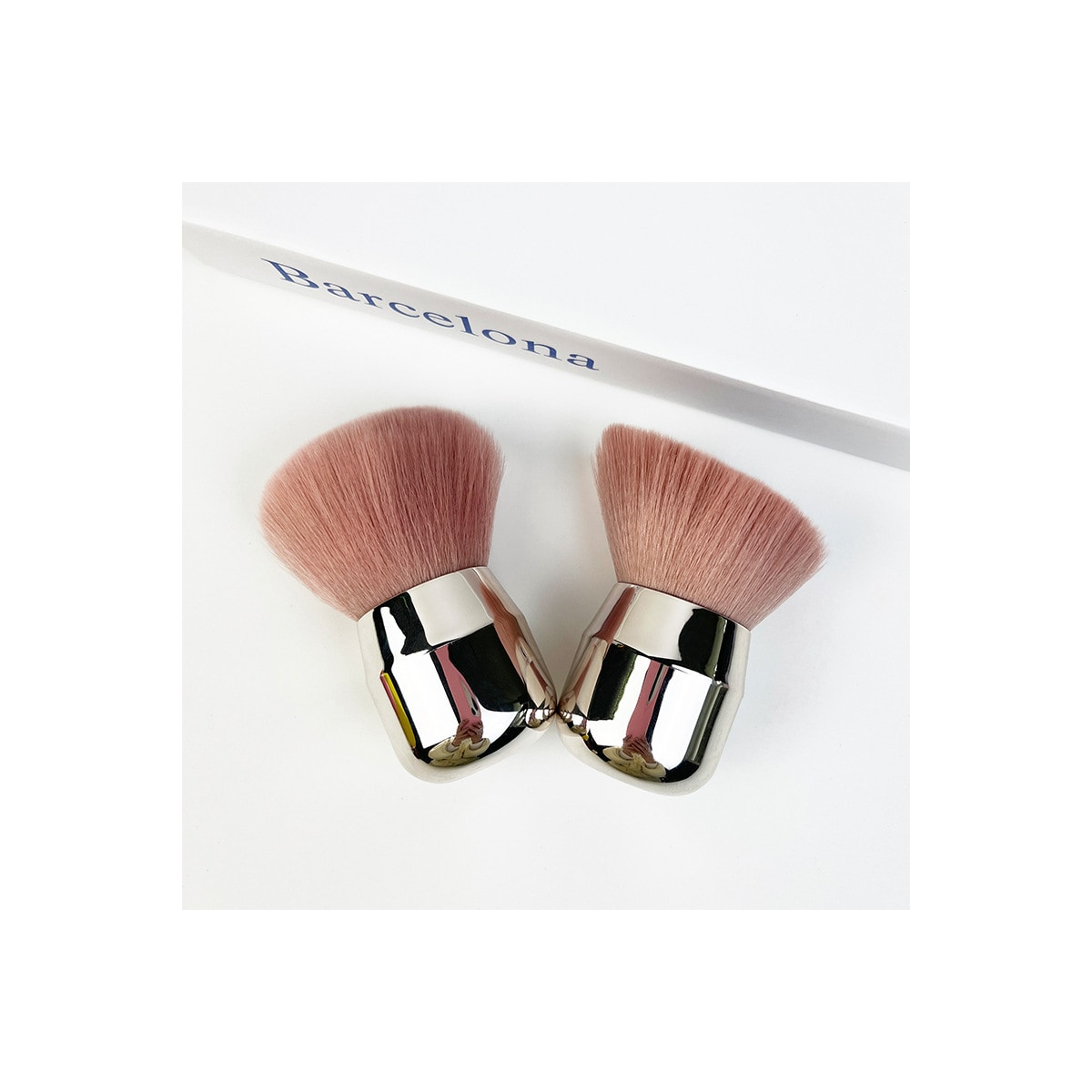 Makeup Brush Mushroom Angled Head Brush Rosa