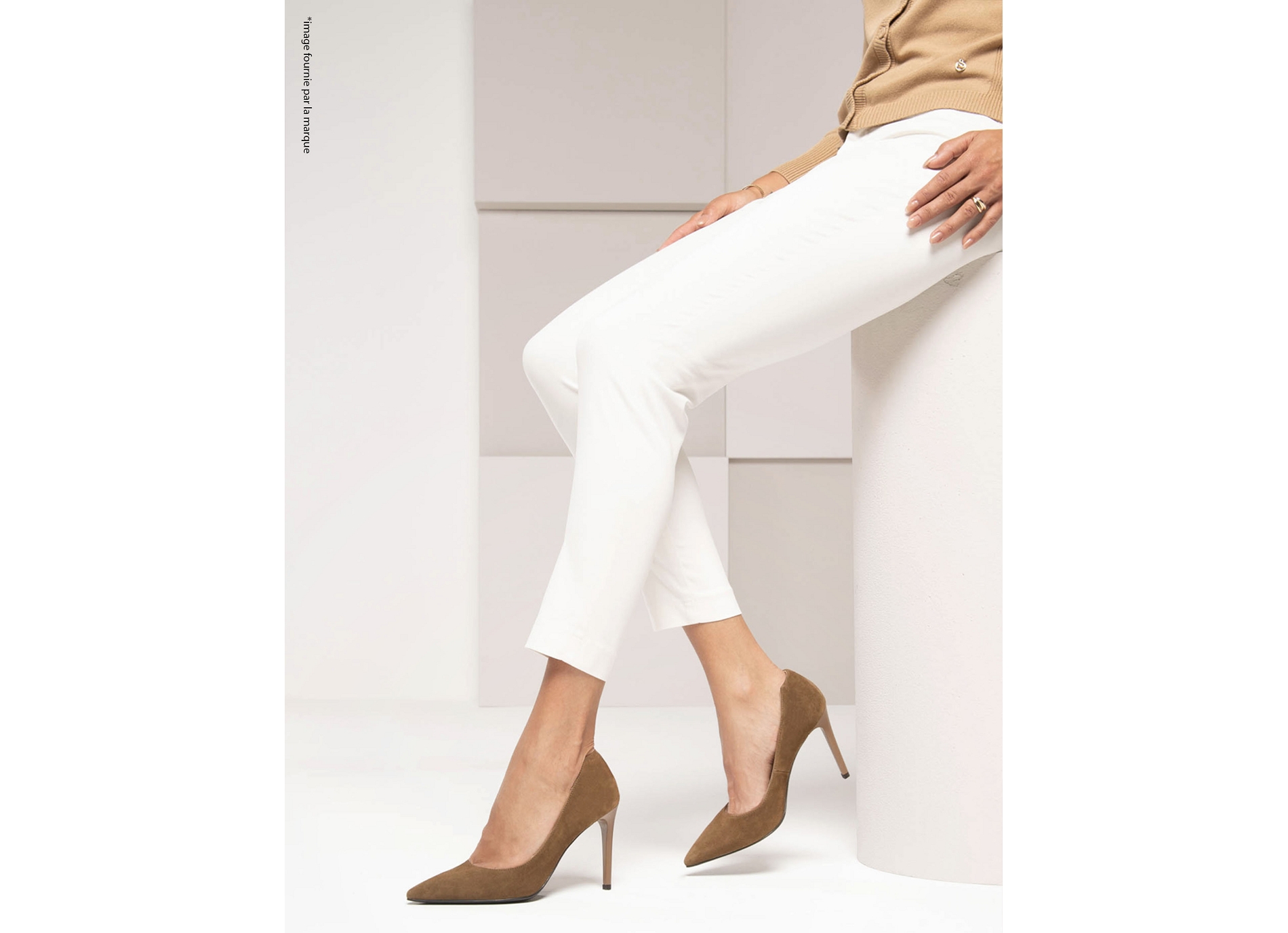 17240 camel