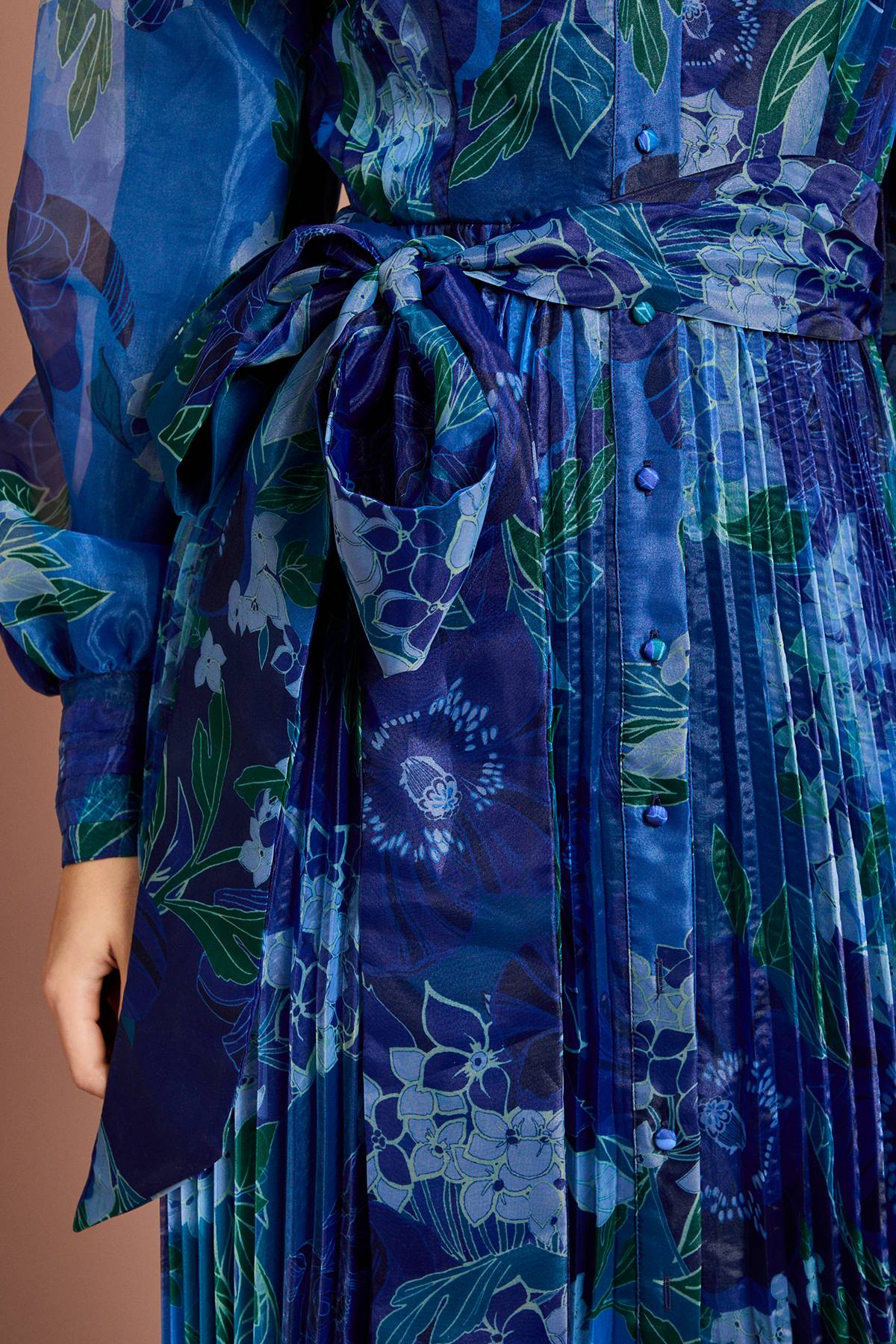 Coast Robe Chemise Mi-Longue Plissée en Organza Floral