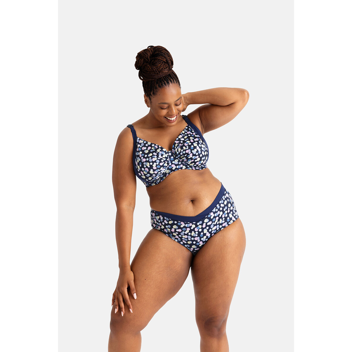DORINA<br>Calcinha biquíni com efeito de barriga lisa Mesola