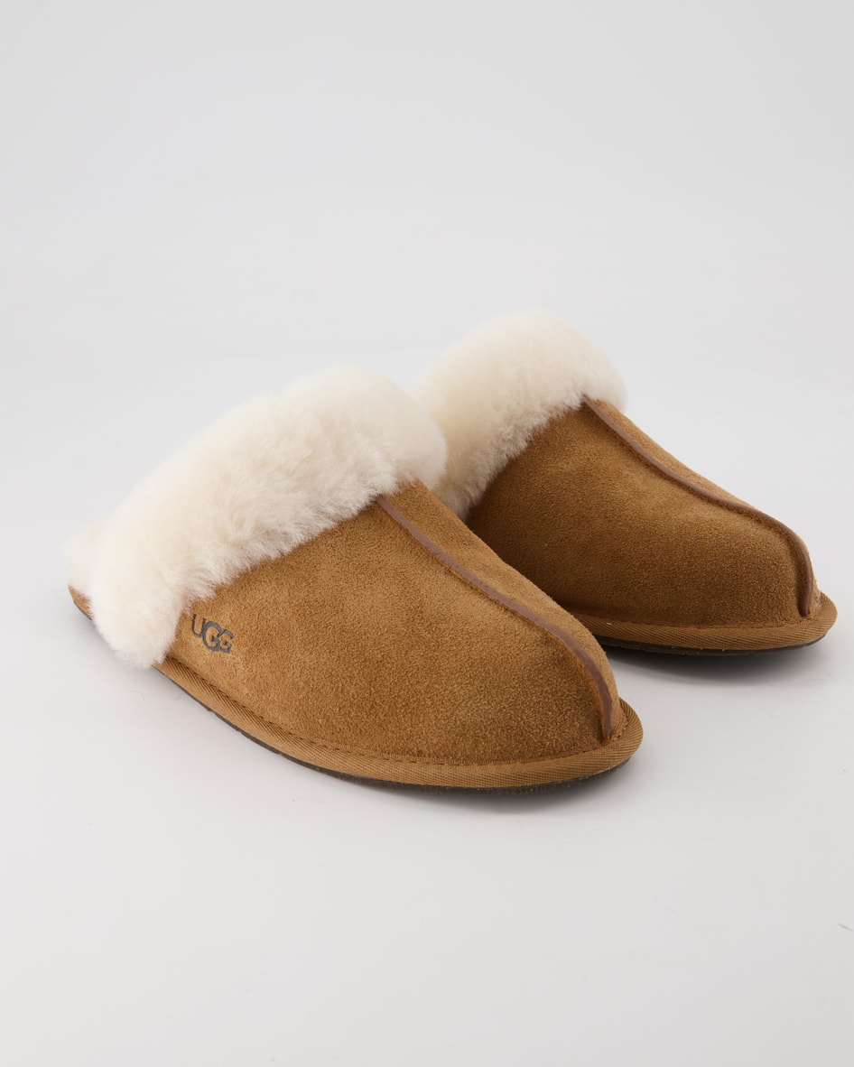 UGG Scuffette II Hausschuhe in Beige
