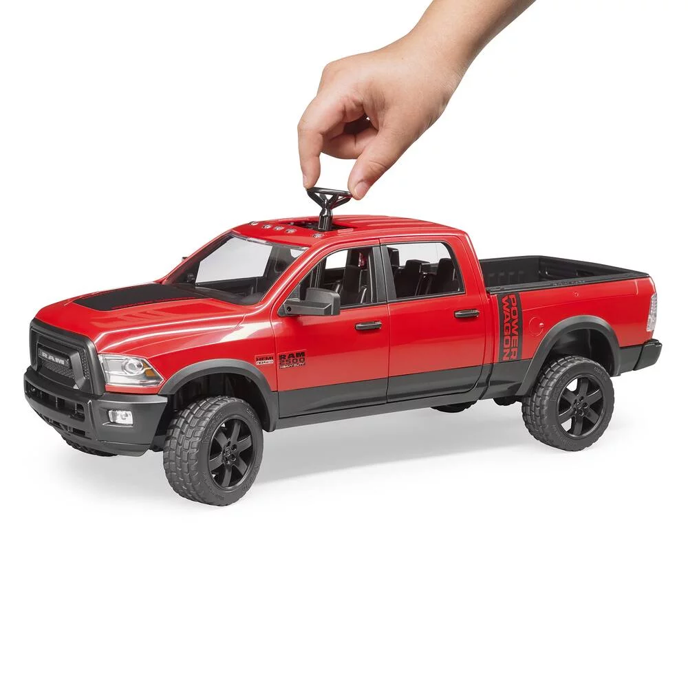 VEHICULE RAM 2500 POWER WAGON 1:16 EME