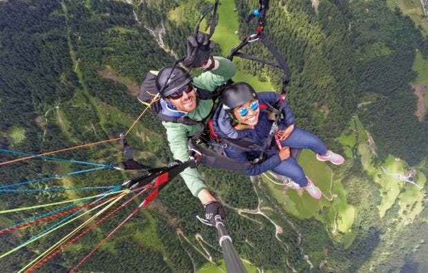 Gleitschirm-Tandemflug in Mayrhofen als Geschenk