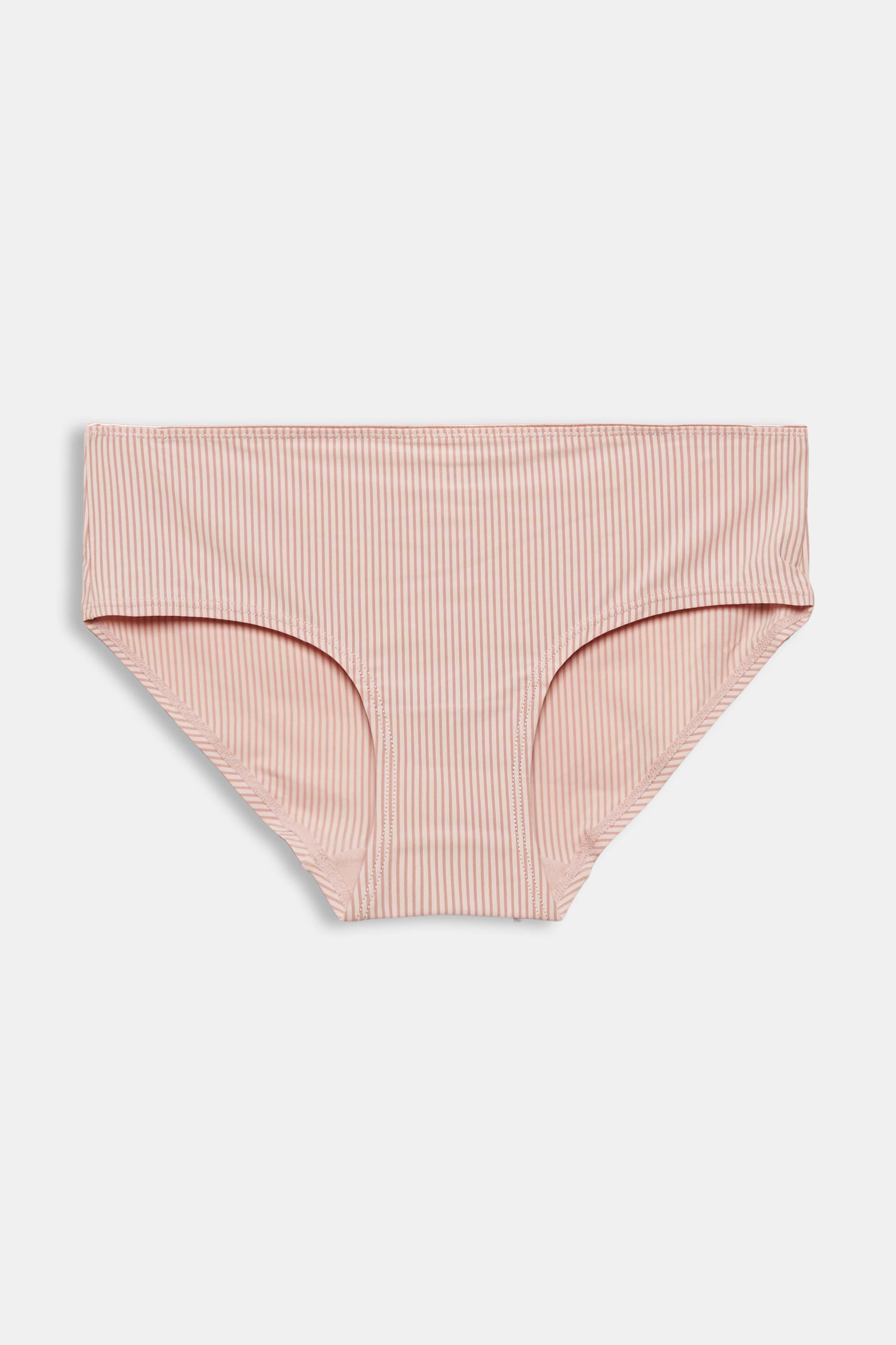 En matière recyclée le shorty taille basse en microfibre