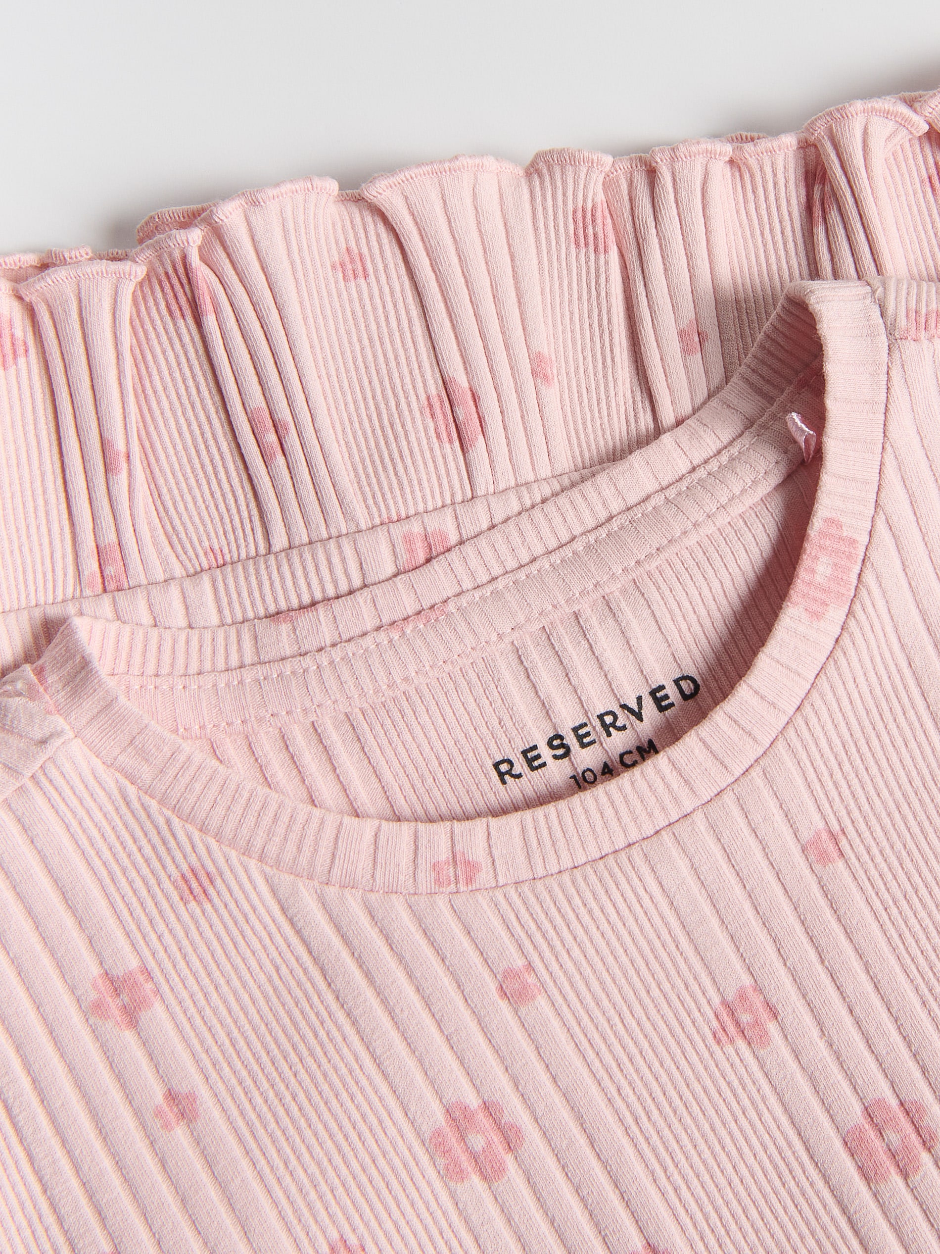 T-Shirt mit Rüschendetail