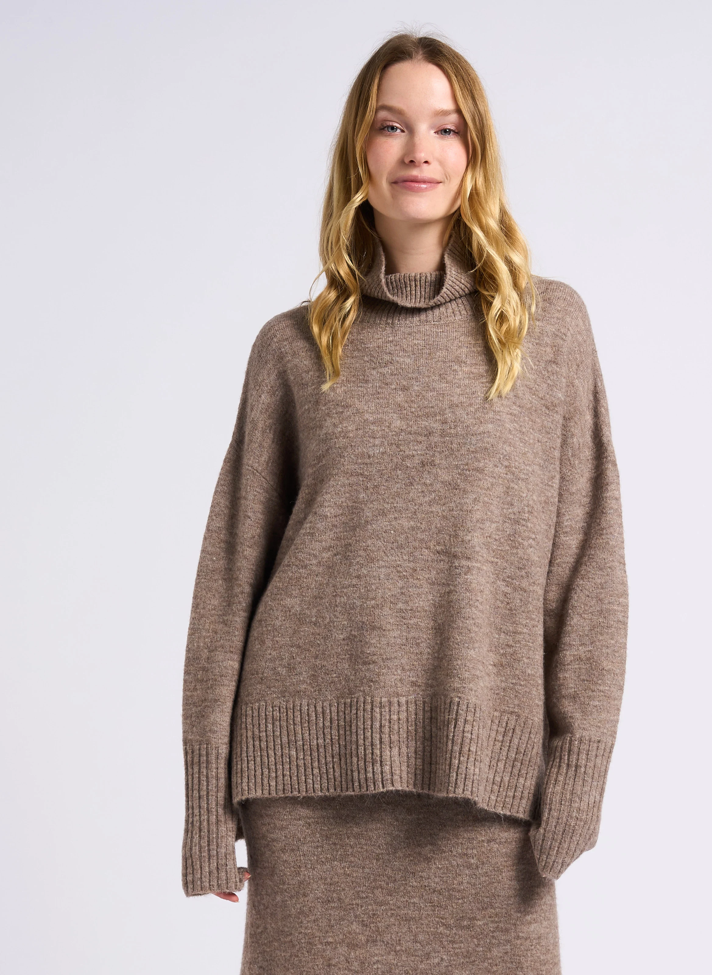 PRIVAT - Pull col roulé| Beige