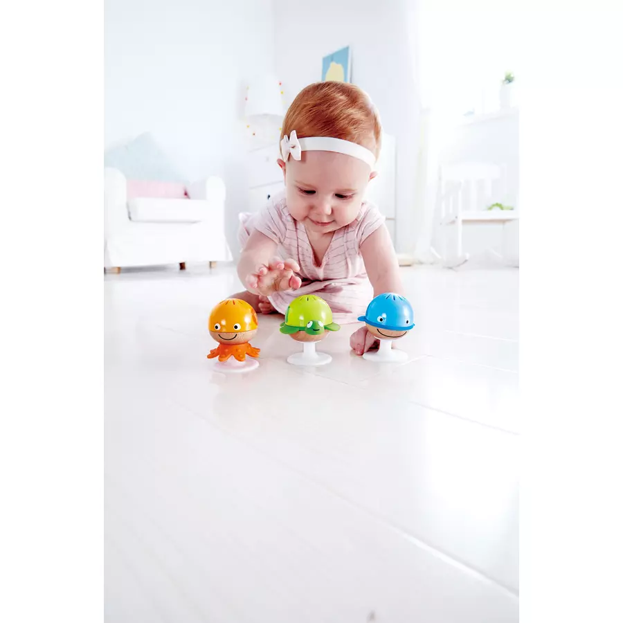 Hape Saugnapf Rasselset
