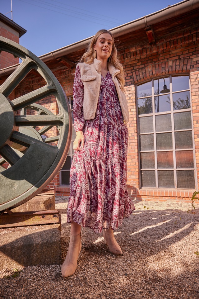 Aniston CASUAL Maxikleid mit farbharmonischem Paisley-Muster - NEUE KOLLEKTION