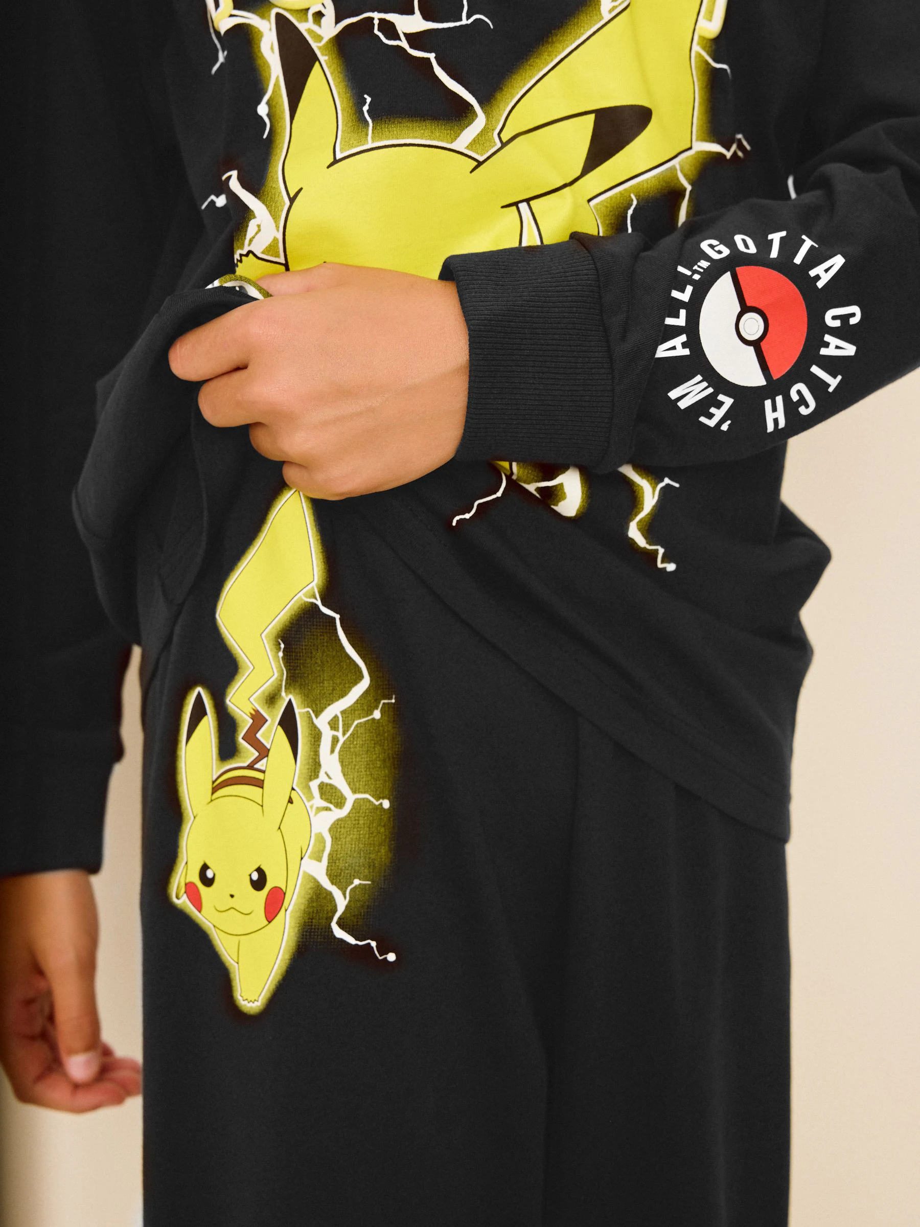 Pokémon geel/zwart - Verpakking van 2 pyjama's met lange mouwen (4-16 jr)