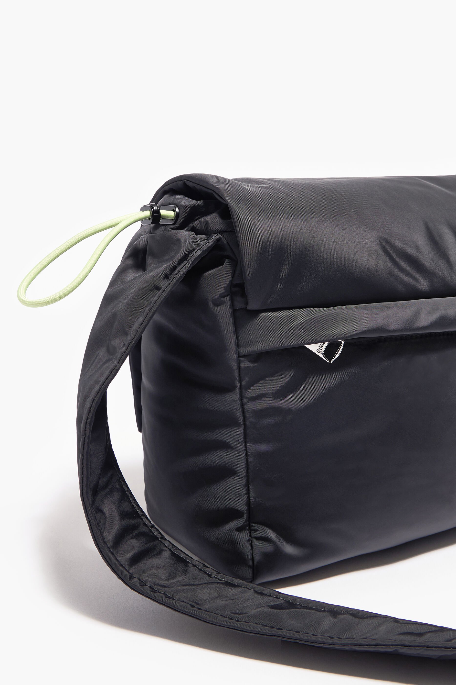 Bolsa de ombro M em nylon antracite