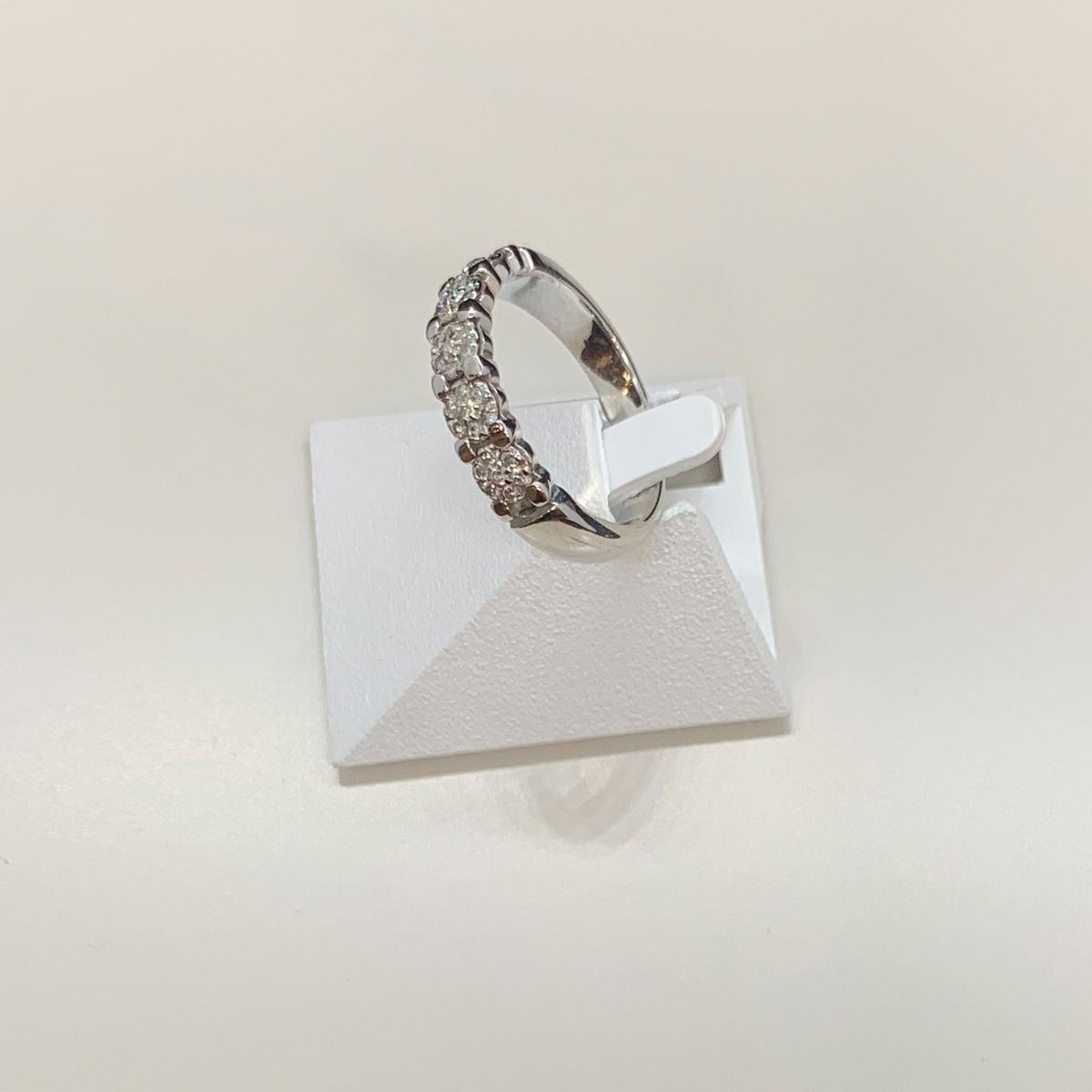 Bague d'occasion or 750 blanc demi tour diamants
