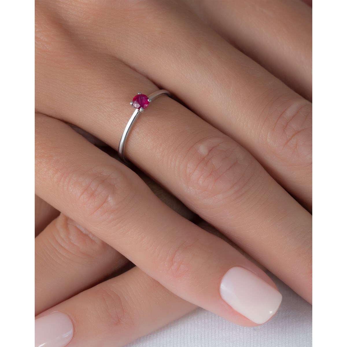 Bague ADEN Solitaire Rubis sur Argent 925 1.59grs