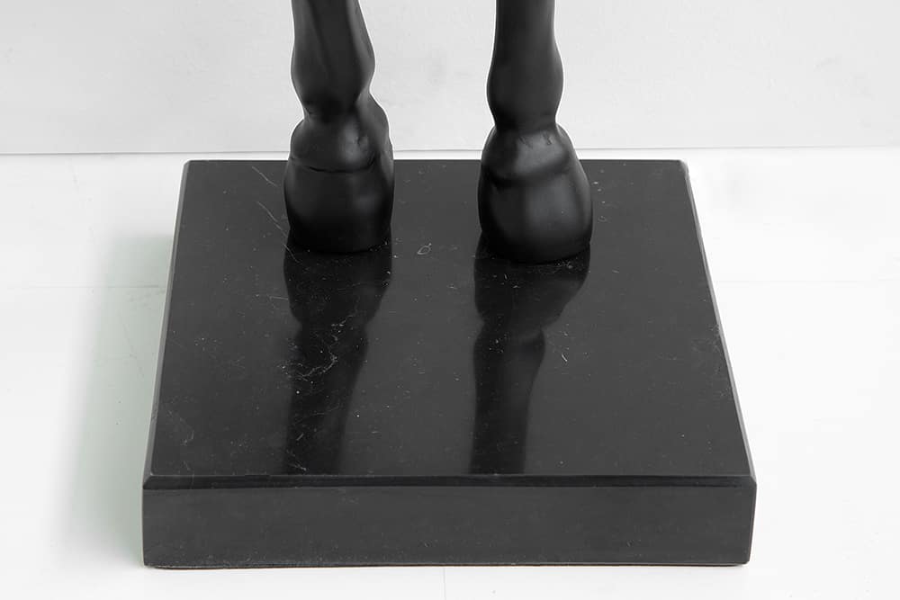 Extravagante Stehlampe BLACK BEAUTY 130cm schwarz Pferdefigur