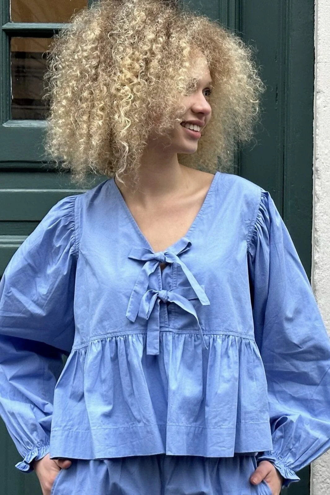 Neo Noir Bessie C Poplin Blouse light blue