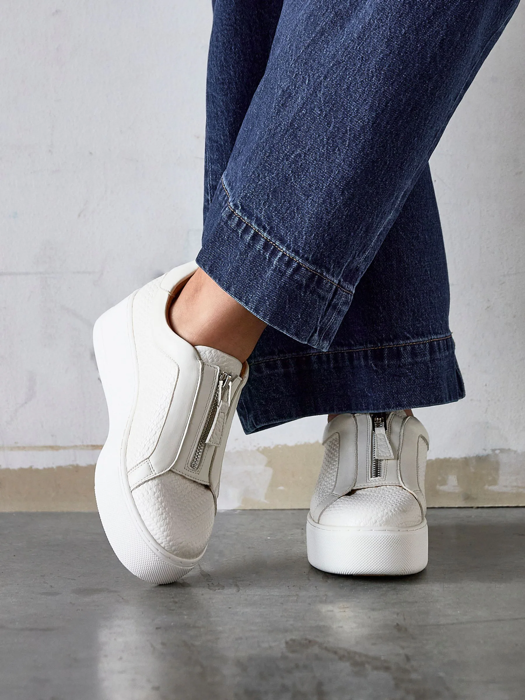 Linzi Piper Platform Trainers With Front Zip Detail