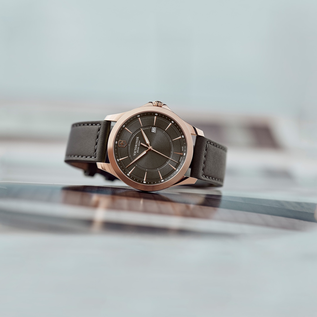 Victorinox Swiss Army Alliance 40