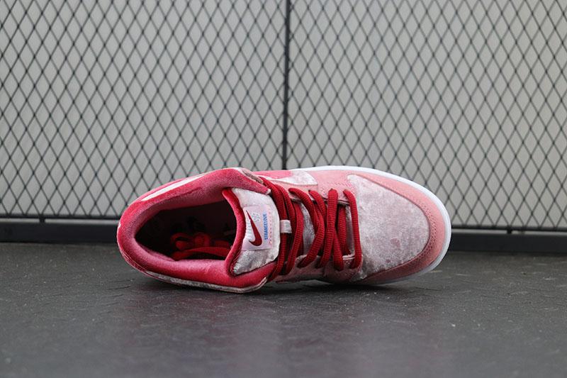 SB Dunk Low x StrangeLove (Special Box)