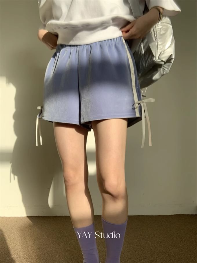 Alfie - Mid Rise gestreepte shorts met strik