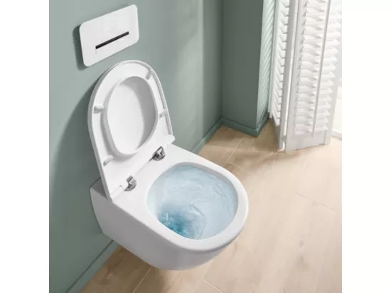 Lot WC modèle suspendu VILLEROY ET BOCH Universo TwistFlush blanc + bâti et plaque chromée GROHE