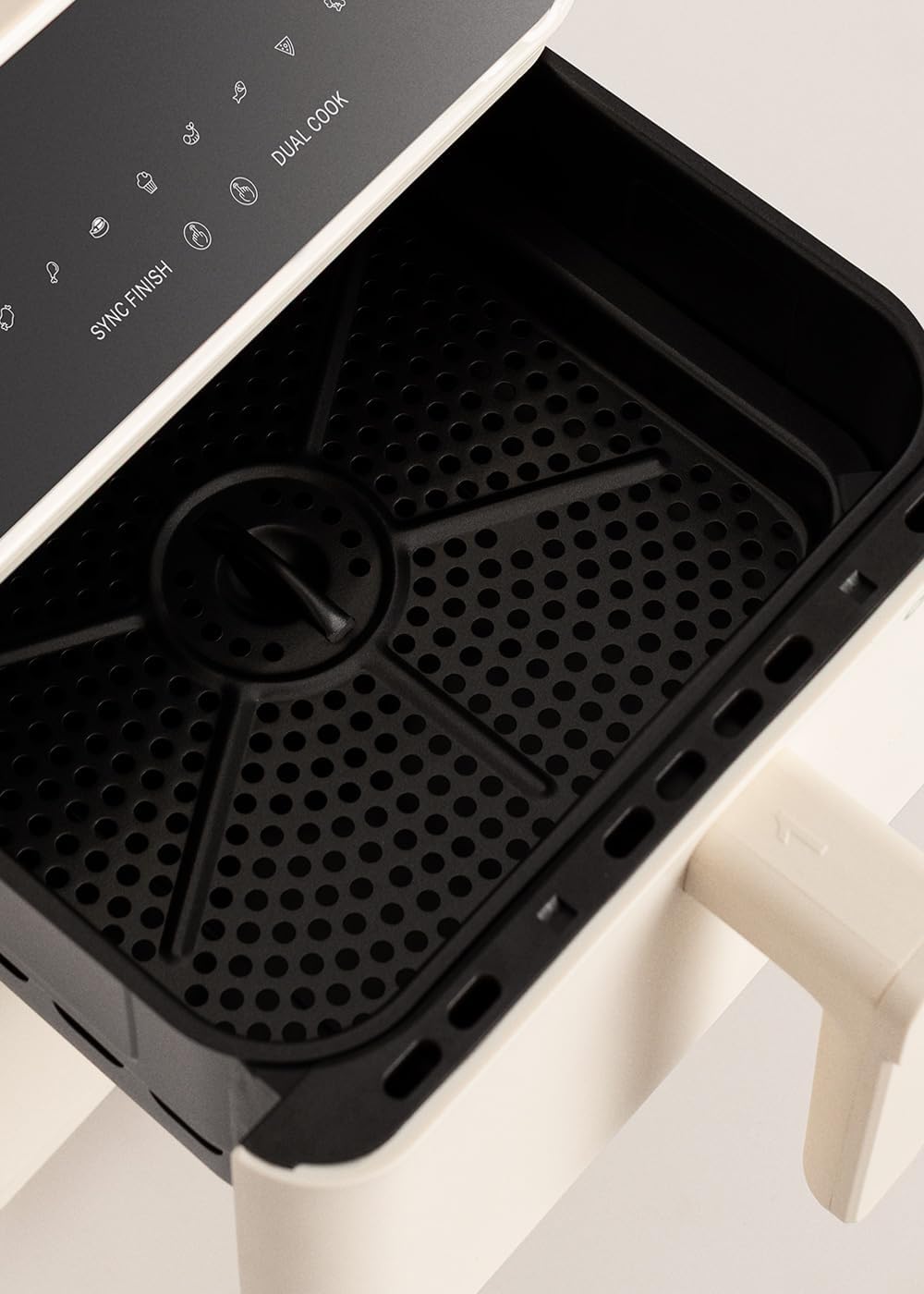 CREATE/AIR FRYER DUAL STACK/Luftfritteuse mit doppelter Höhe und unabhängiger Steuerung 11,2L Cremeweiß/Fassungsvermögen 9–10 Portionen, 10 Programme, Dual Cook, Touchpanel, 2600–3000W