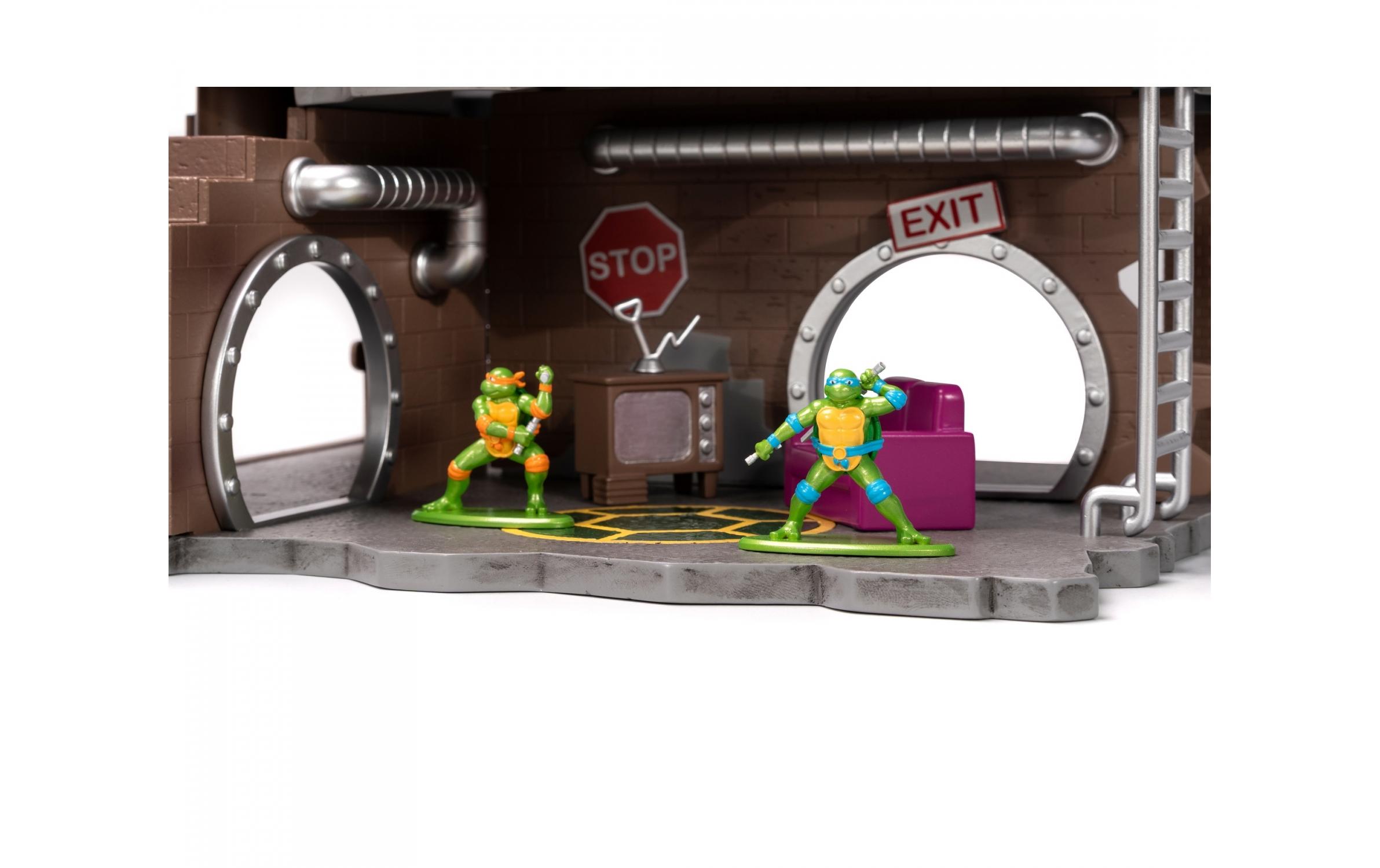Ninja Turtles Nano SceneTurtle Lair Diorama mit Figuren und Modellauto