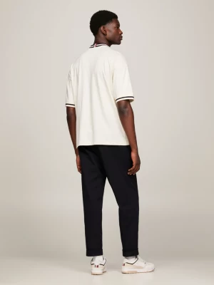 Camiseta de malha com gola redonda e detalhes contrastantes