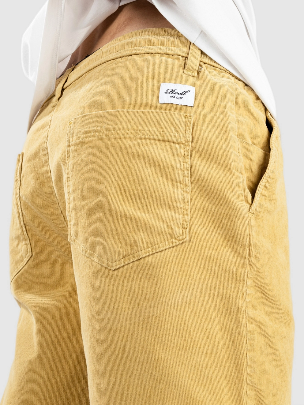 REELL Reflex Easy Shorts baby cord hemp