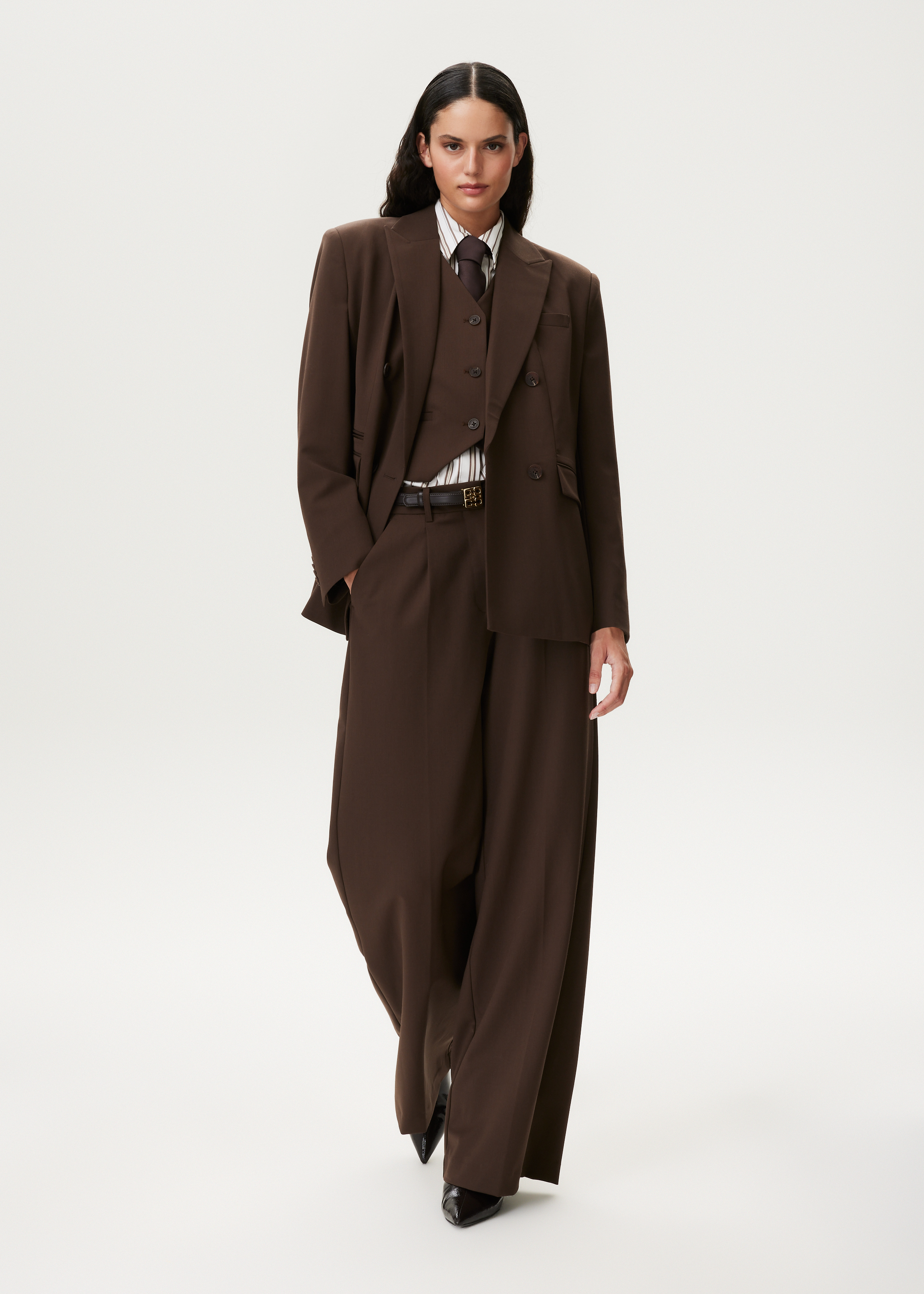 Statement double-breasted blazer