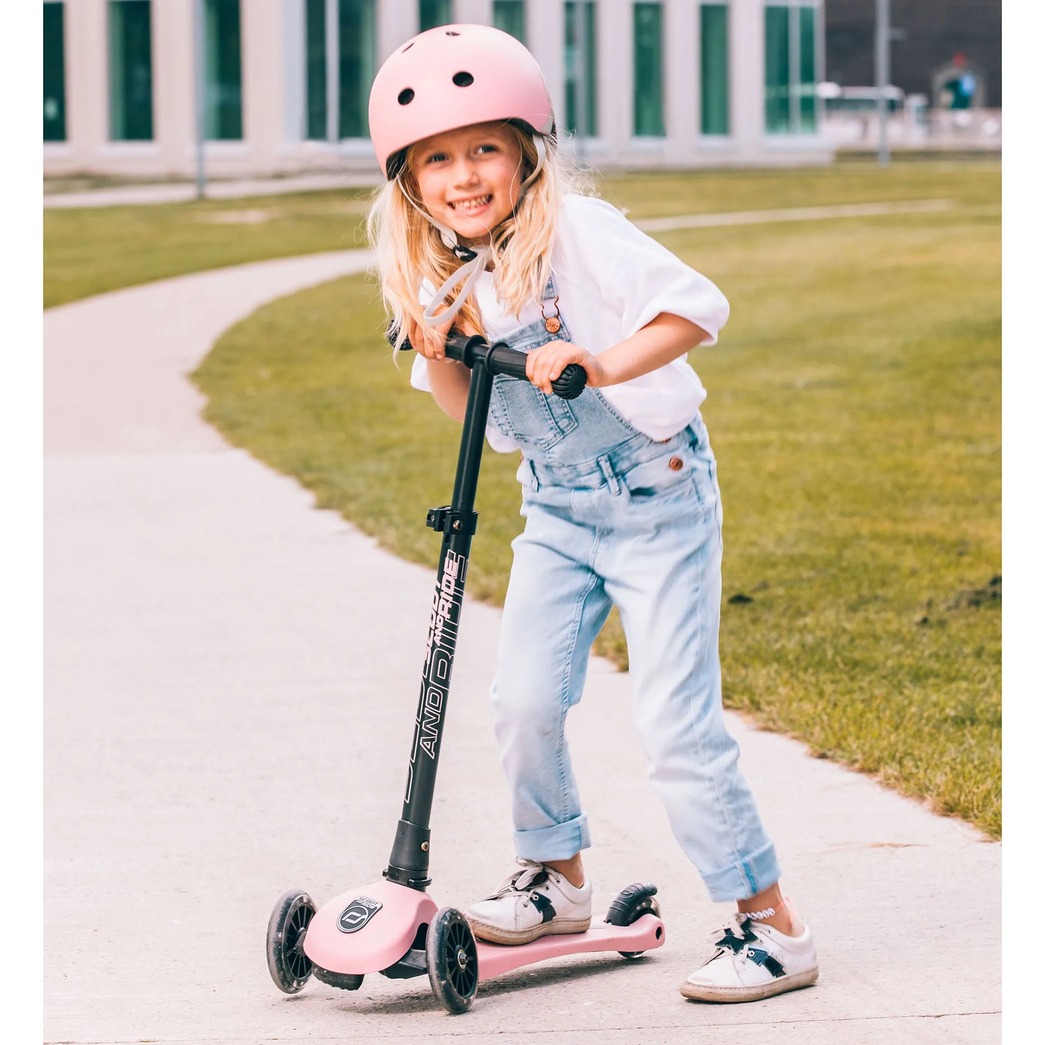 Scoot and Ride Trottinette Highwaykick 3 LED