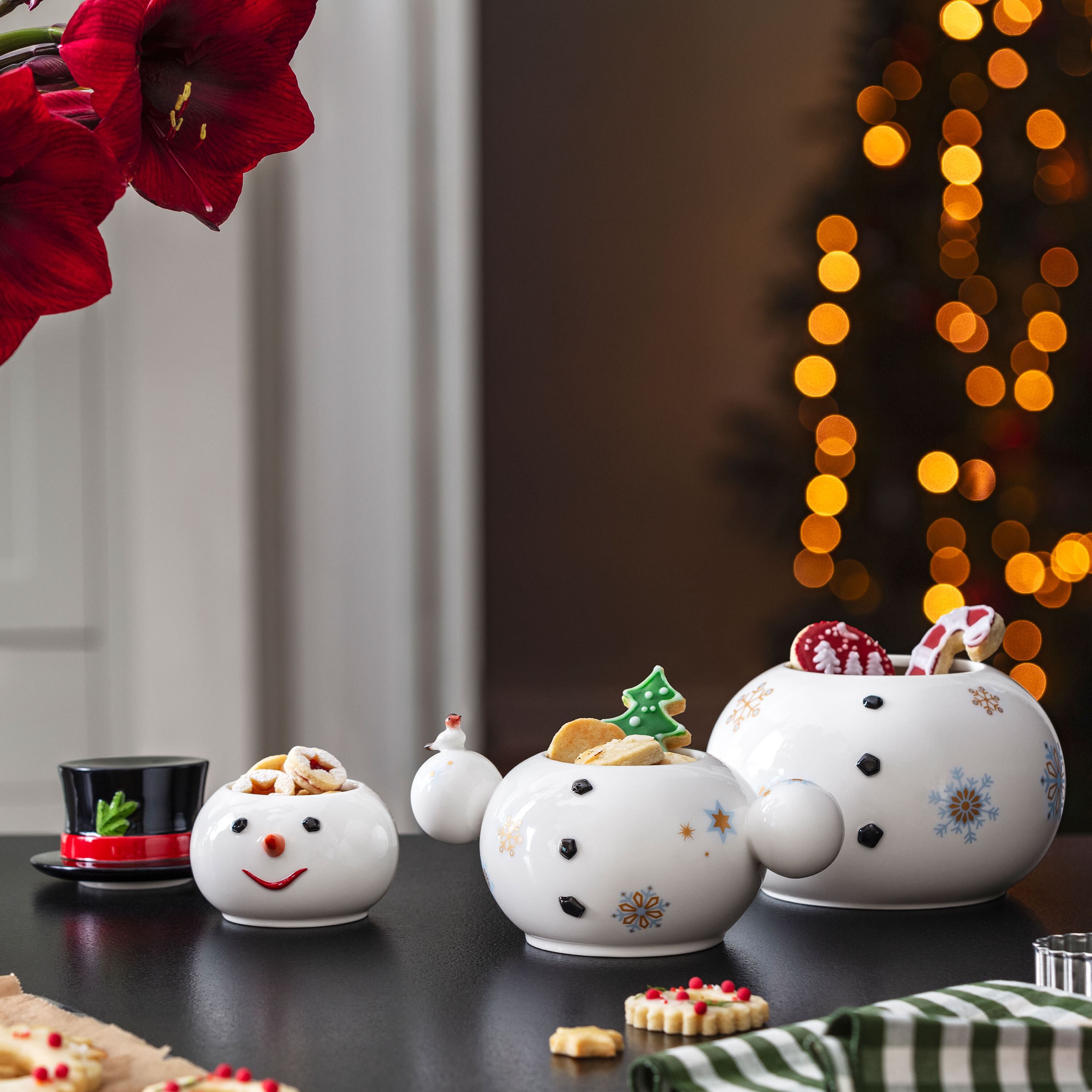 Christmas Toy's Cookie box White, 8.1'' x 7.1'' x 12.3'', Premium Porcelain
