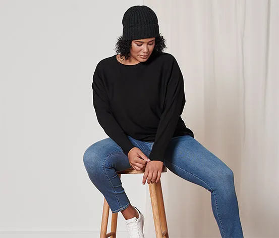 Feinstrick-Pullover, schwarz