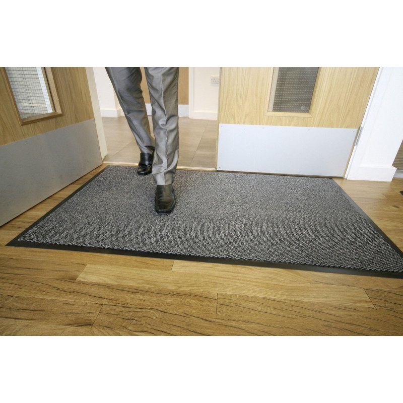 Tapis d'entrée économique Vyna-Plush