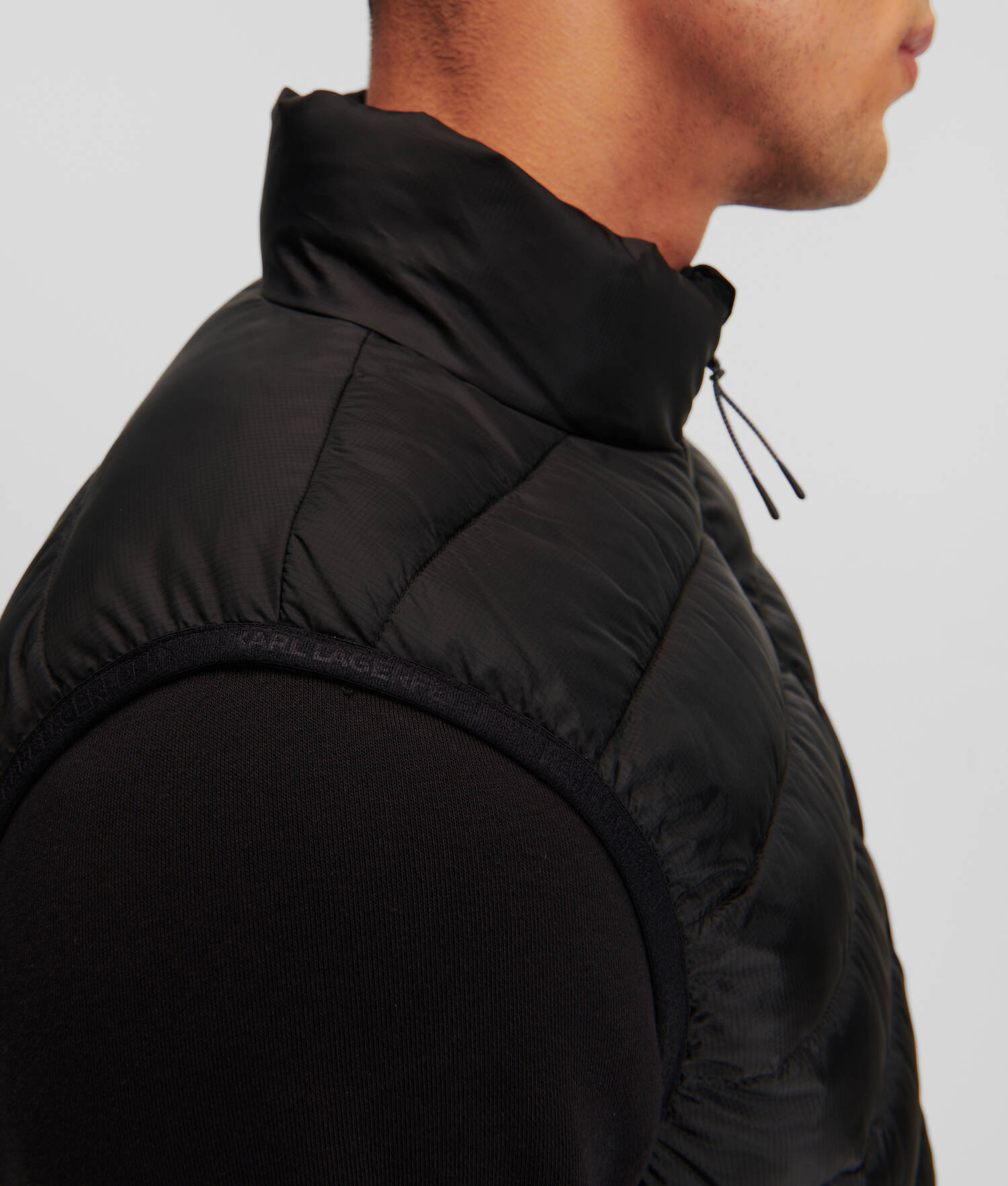 VESTE MATELASSÉE SANS MANCHES