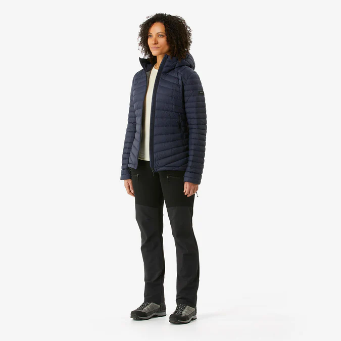 Decathlon Forclaz - Jaqueta puffer feminina com capuz Forclaz MT100