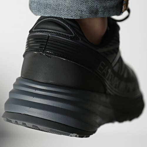 Baskets X8X129-XK307 Triple Black