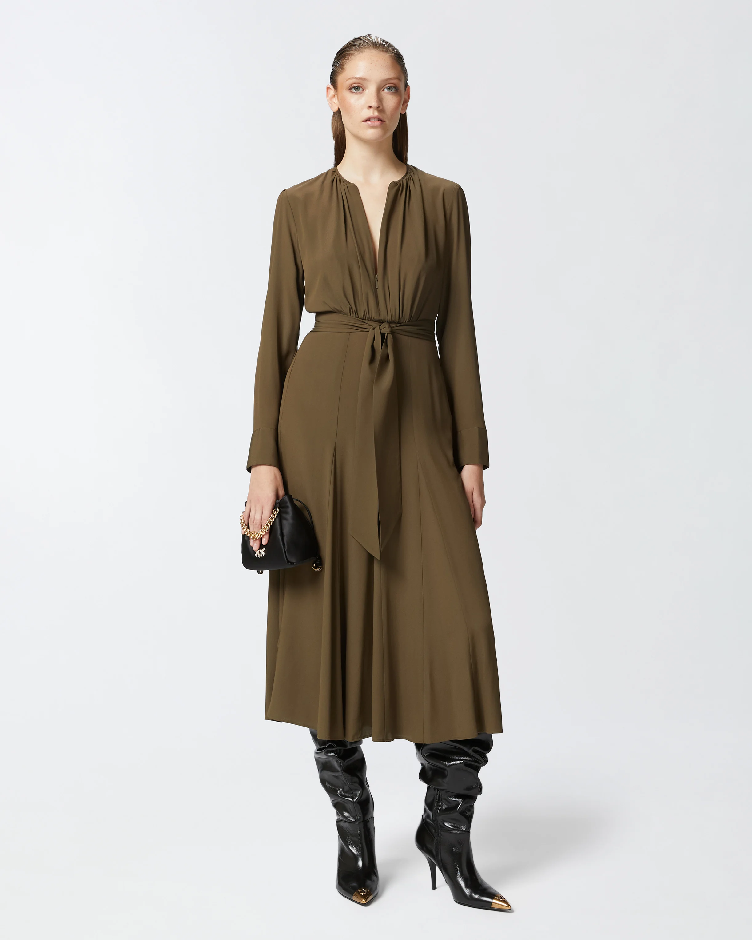 Robe longue ceinturée en soie mélangée à manches longues | Vert