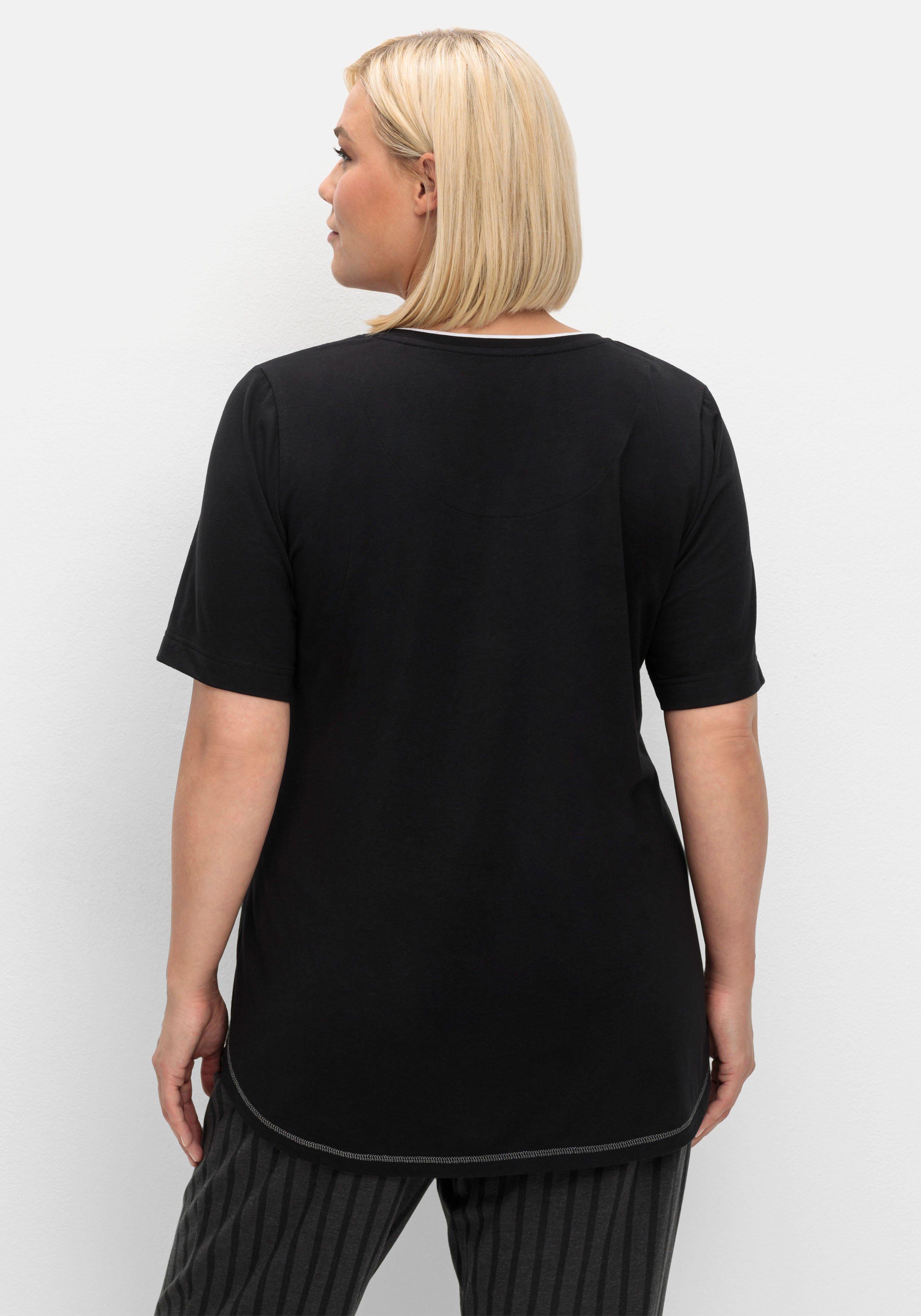 Schlafshirt mit V-Ausschnitt und Kontrastdetails