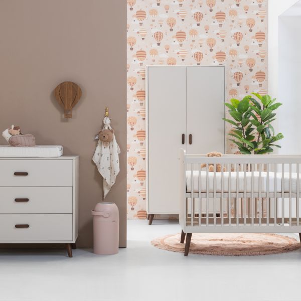 Europe Baby Olivia Babykamer Oatmeal Retro | Ledikant 60 x 120 cm   Commode