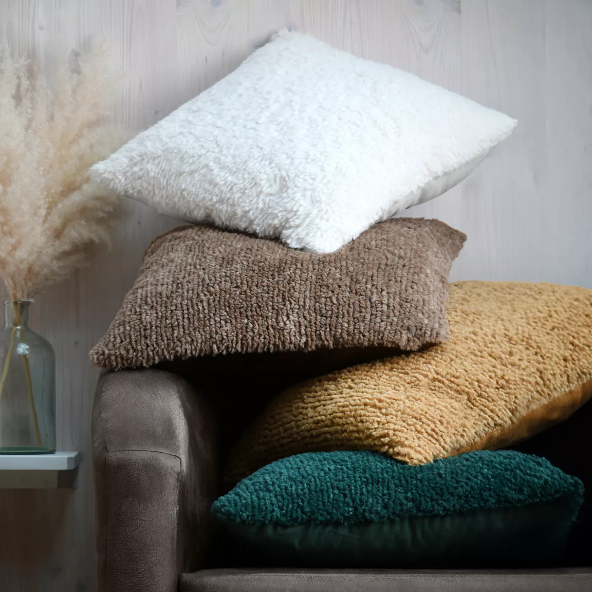 Coussin carré fausse fourrure (45 x 45 cm) Timmy Taupe