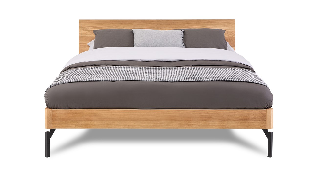 Bed Sky met hoofdbord hout en poten metaal eiken honing