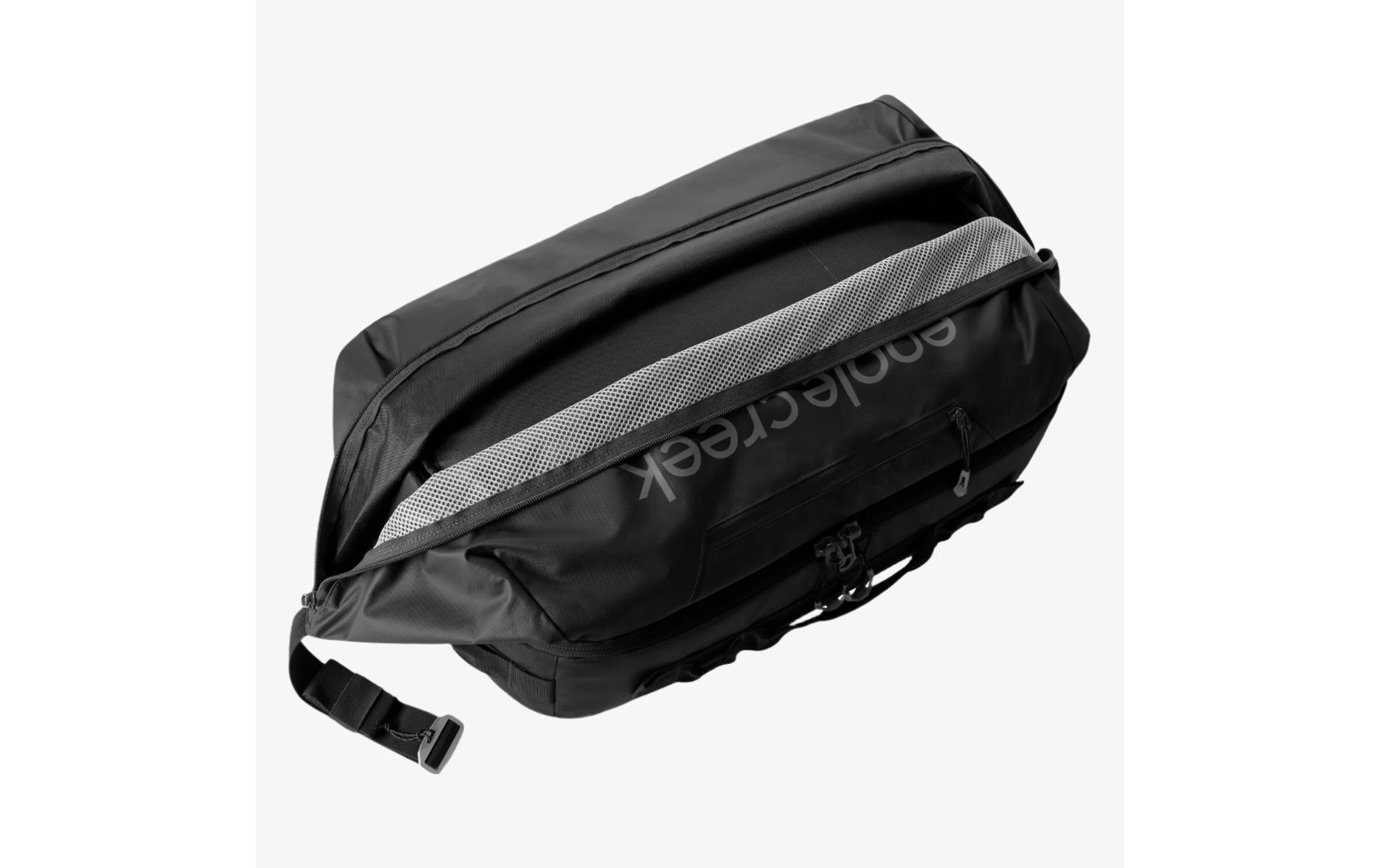Rucksack Tour Travel Pack 40 l, Schwarz<br>Freizeitrucksack