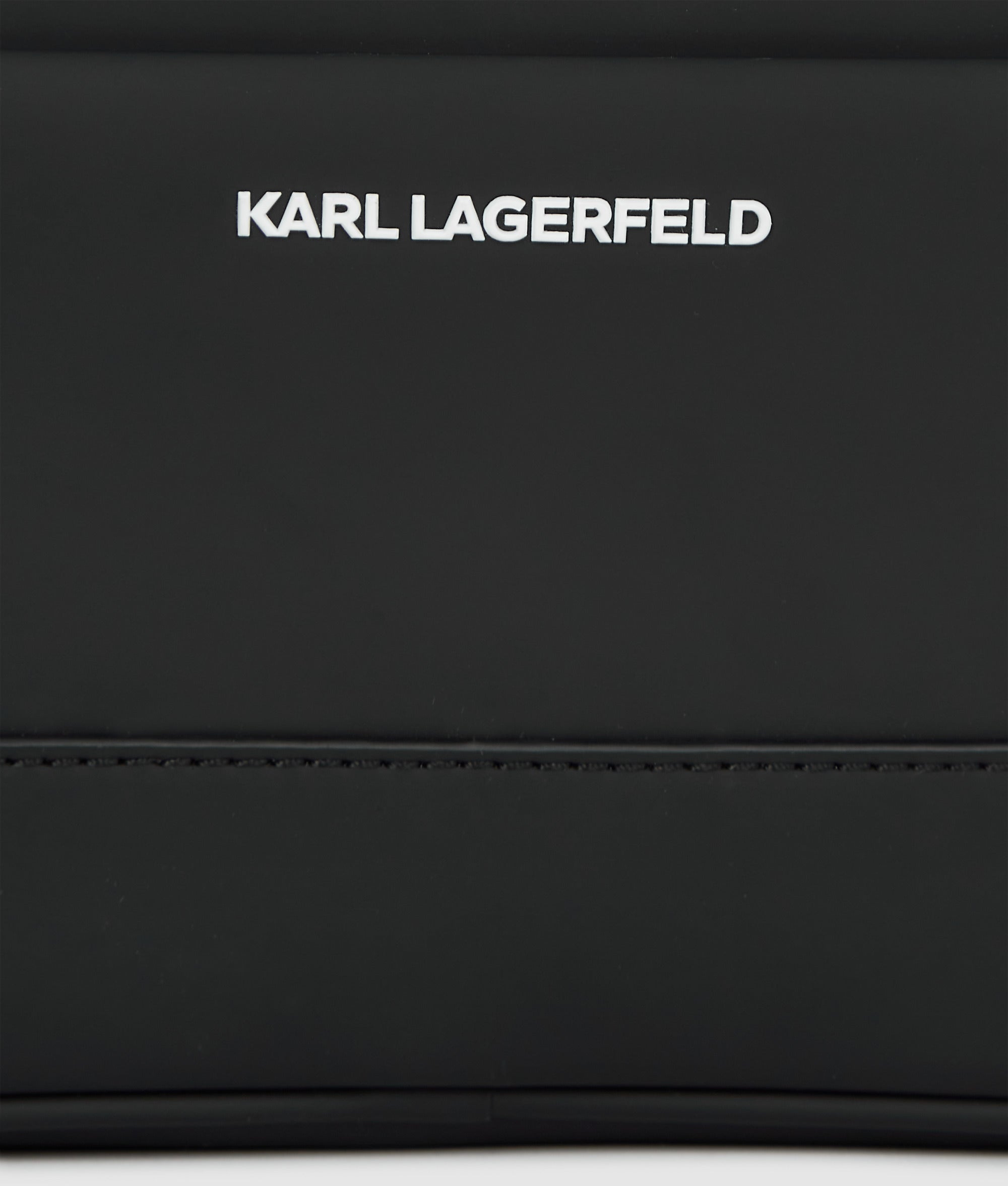 Minimalistische cameratas met logo