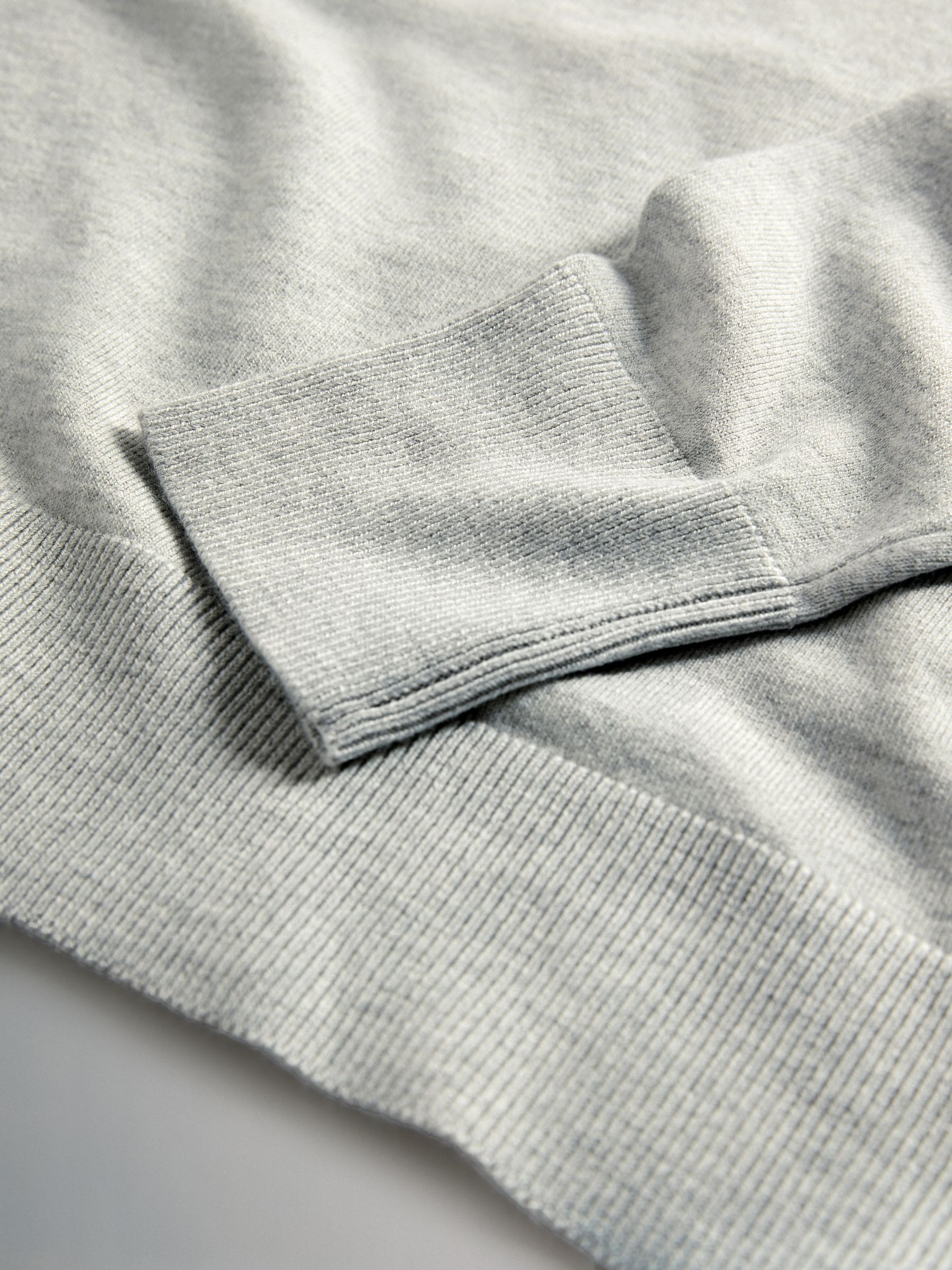 Zwart/Antraciet/Grijs/Zwart & Crème Strepen - The Set Fine Knit Crew Neck Jumpers