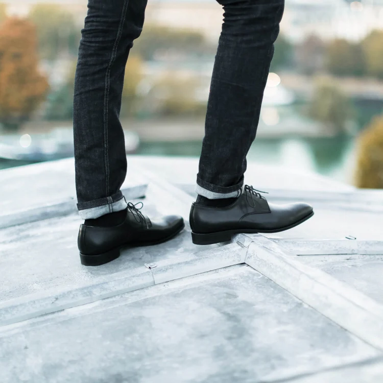 Dikens-Derby en cuir noir