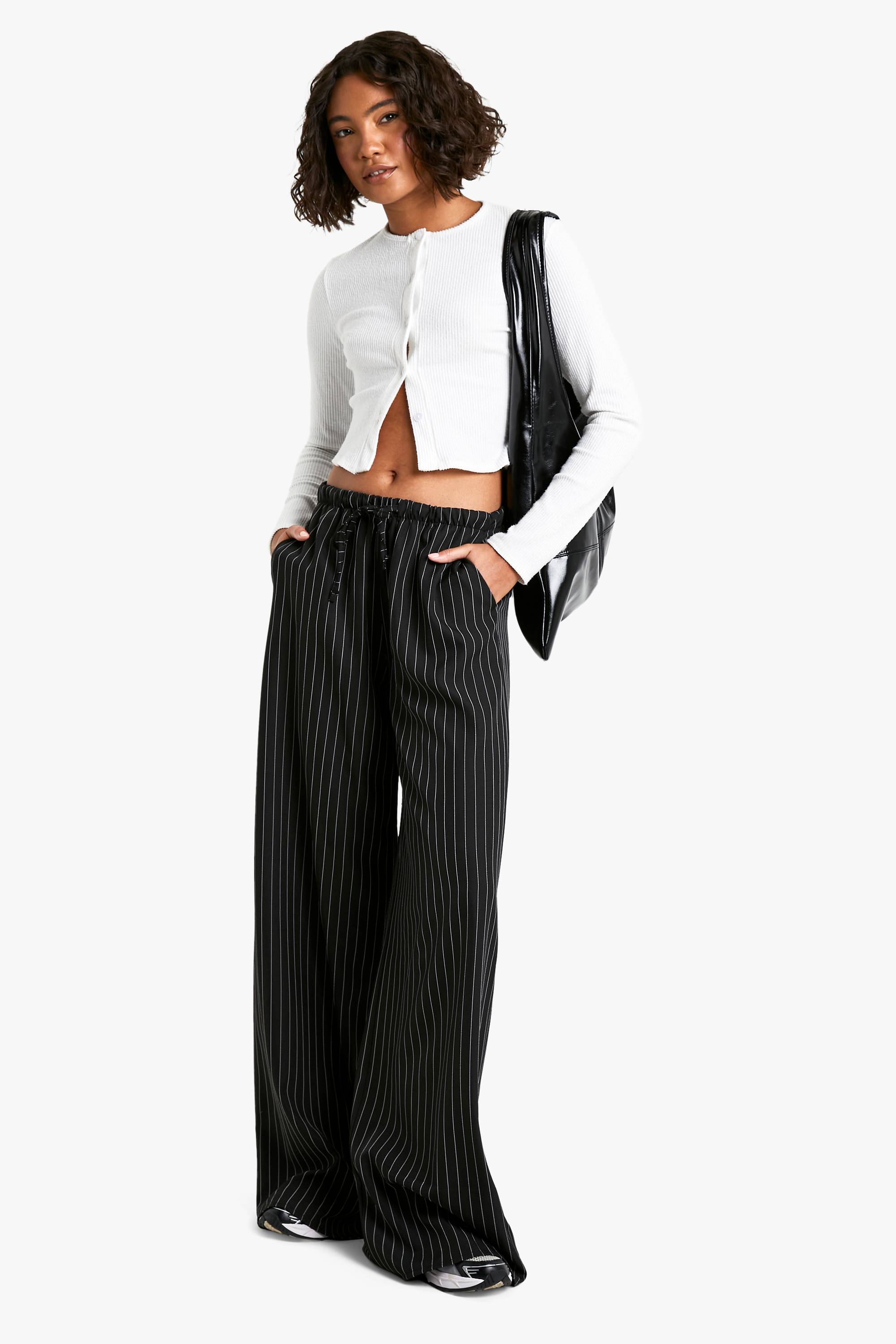boohoo Tall - Pantalon large à rayures et cordon de serrage