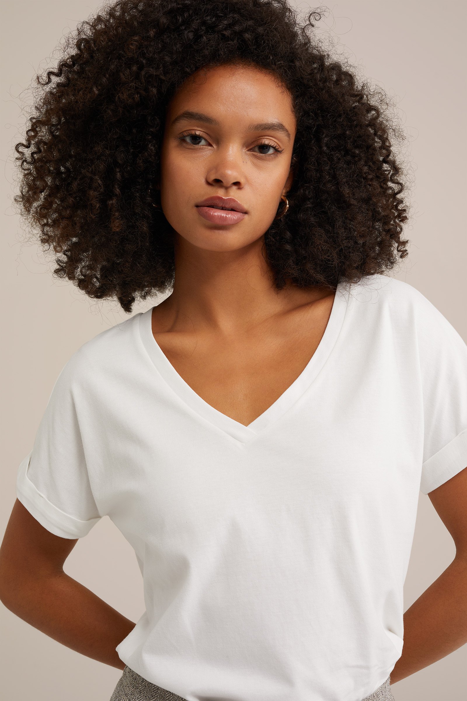 T-shirt met V-hals WE Fashion Gebroken wit